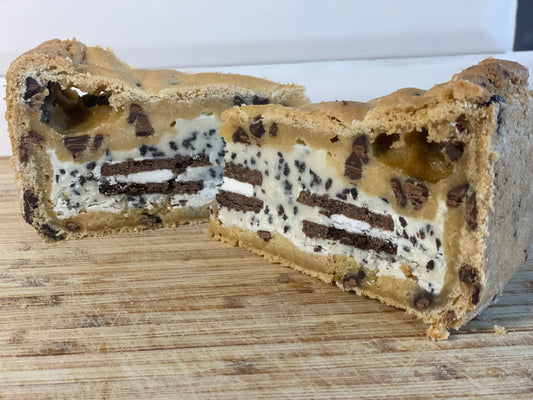 Gluten Free Cookies and Cream Cookie Pie image 1