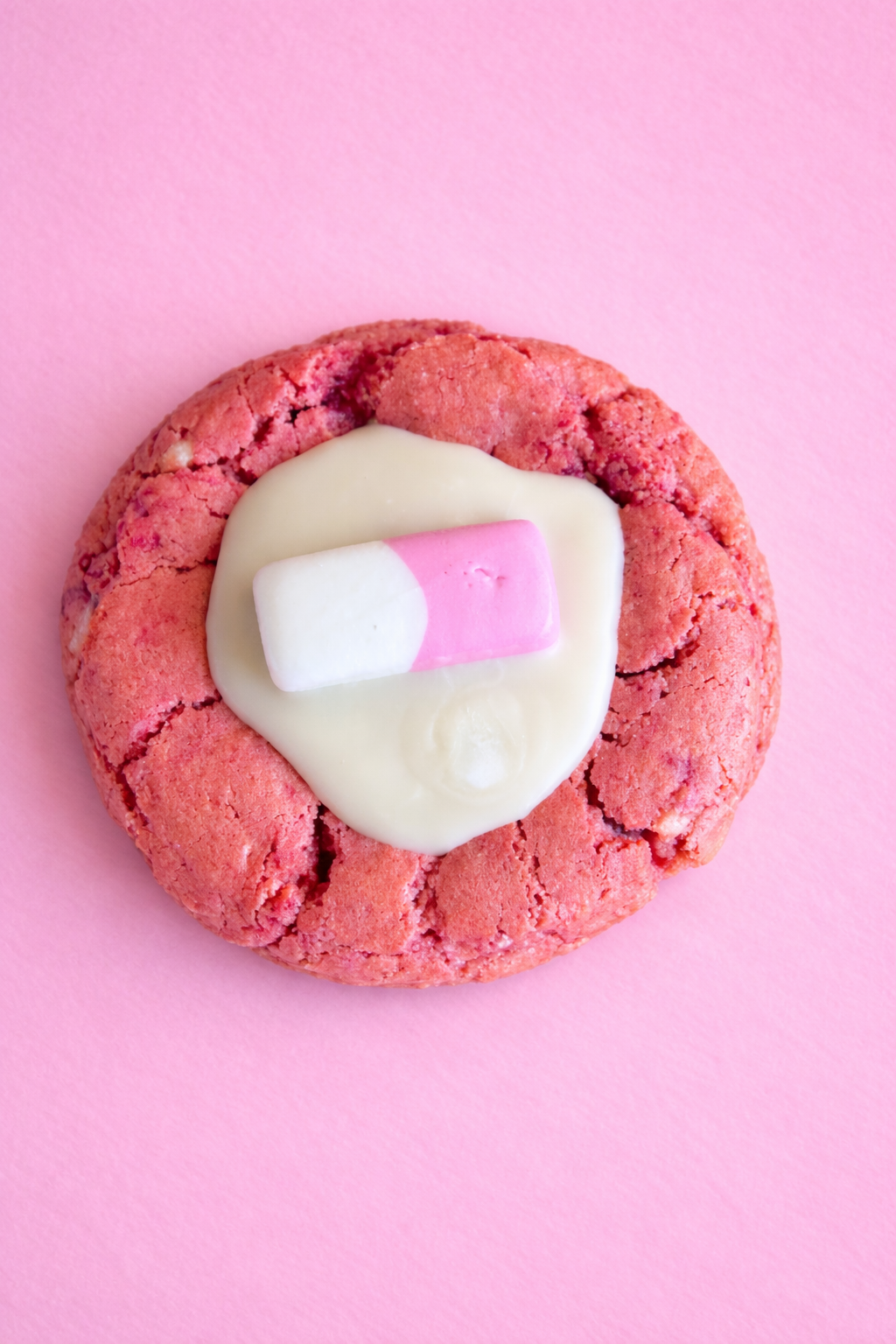 Strawberries & Cream Cookie 🍓🤍