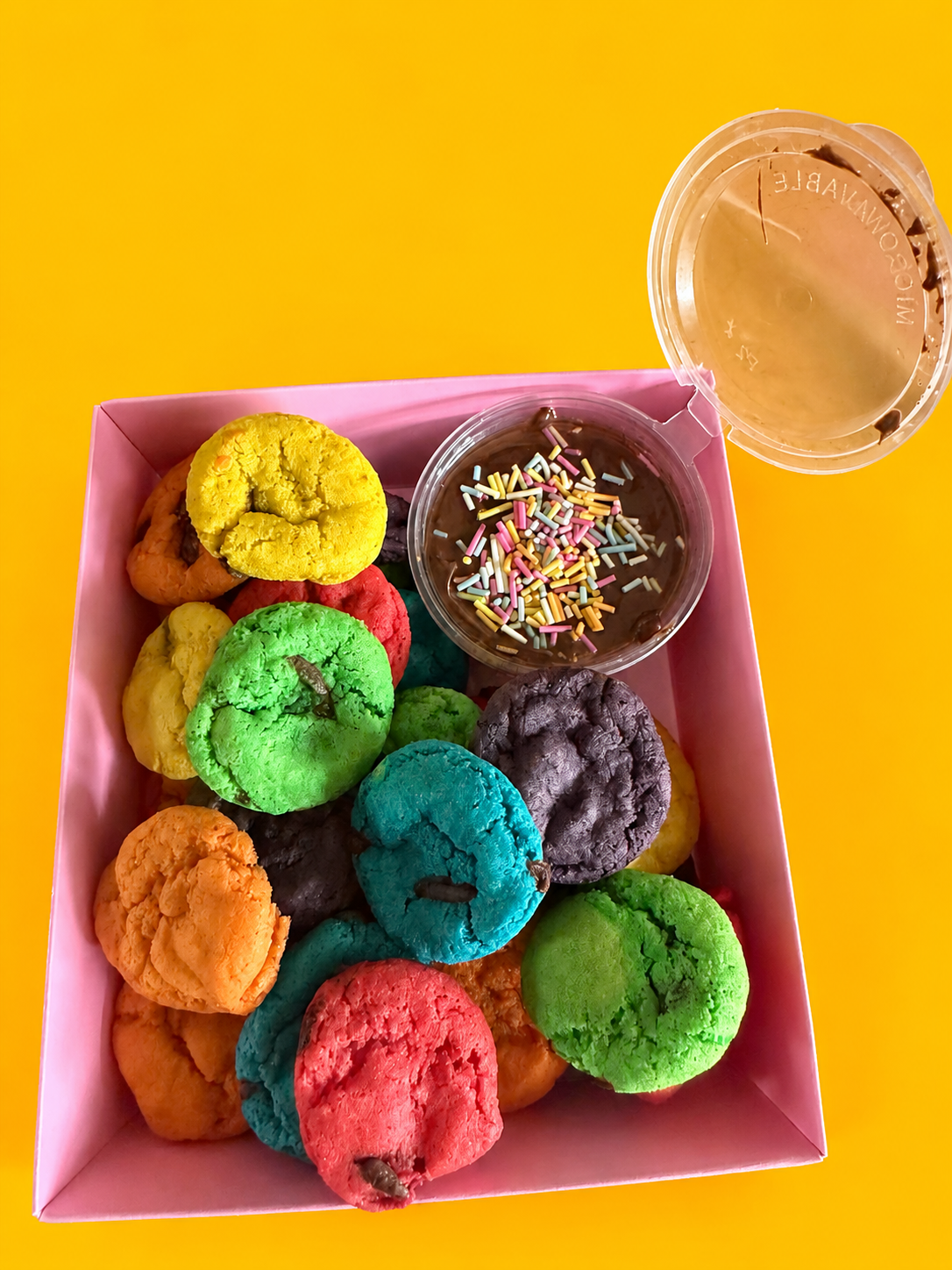 Rainbow Mini Cookies & Dip Box ๐๐ช
