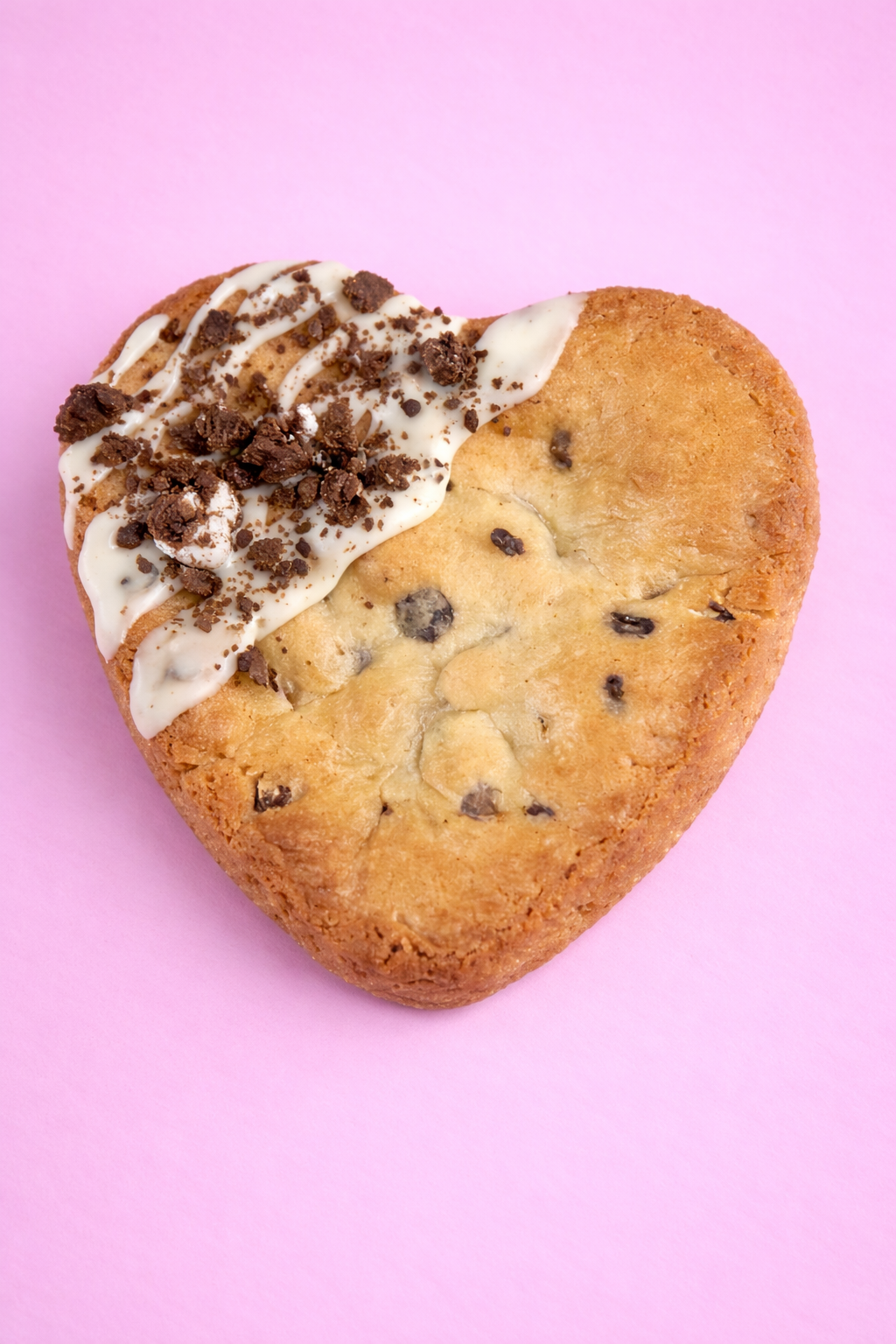 Cookies & Cream Heart Cookie Pie ❤️🍪