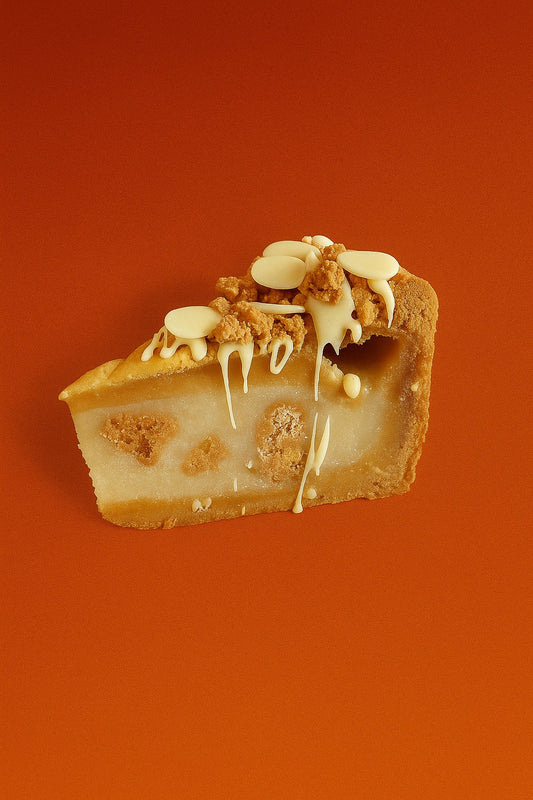 White Chocolate Gingerbread Cookie Pie 🎄🍫