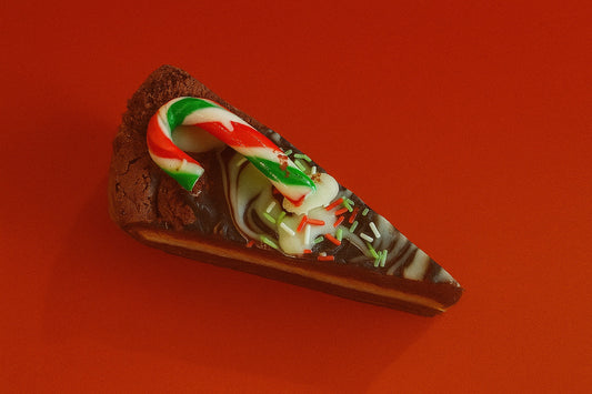 Peppermint Candy Cane Cookie Pie ❄️🍫