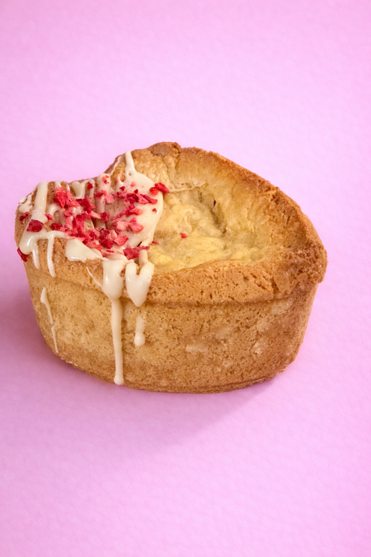Strawberries & Cream Heart Cookie Pie ❤️🍓