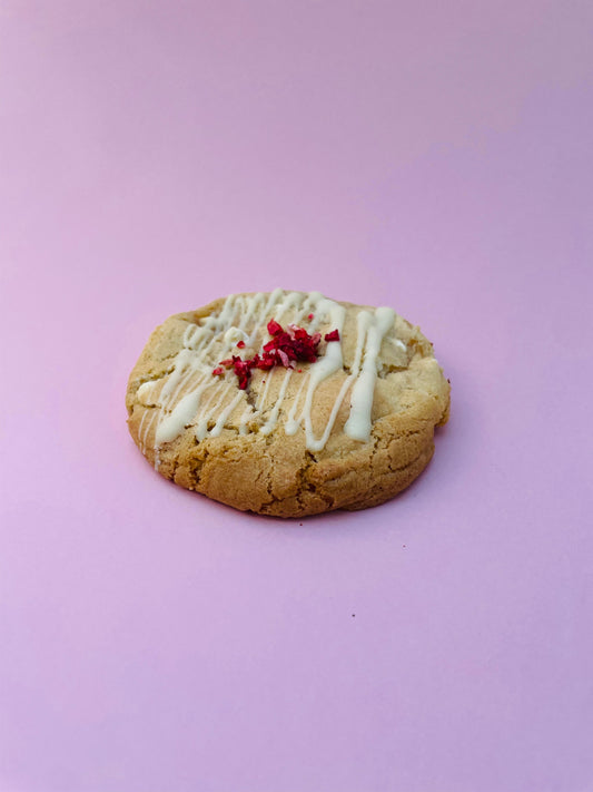 Gluten and Dairy Free White Chocolate Filled Cookie with Strawberries
